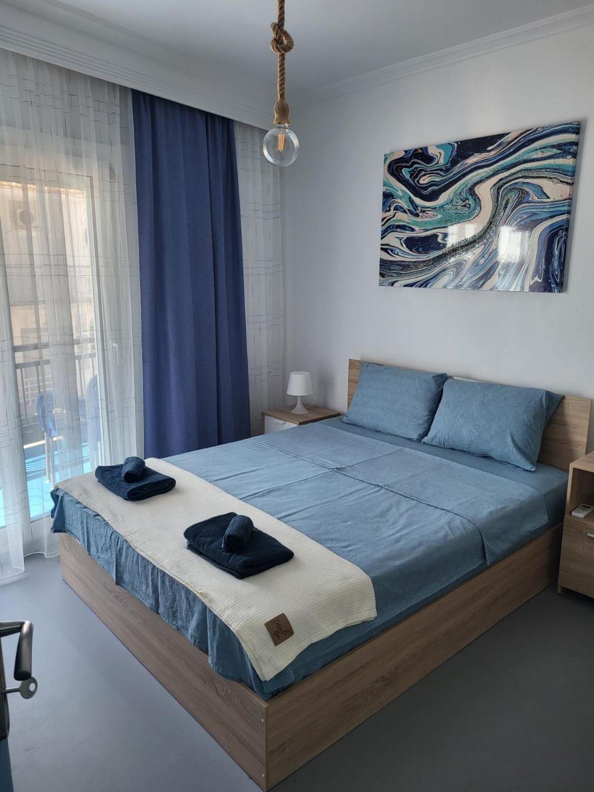Ferienwohnung Upper Deck Apt. Néa Péramos Exterior foto